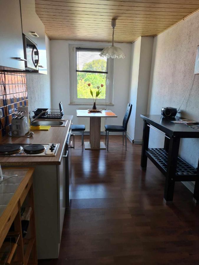 Kleine Wohnung Fuer Monteure Und Dienstreisen 茨维考 外观 照片