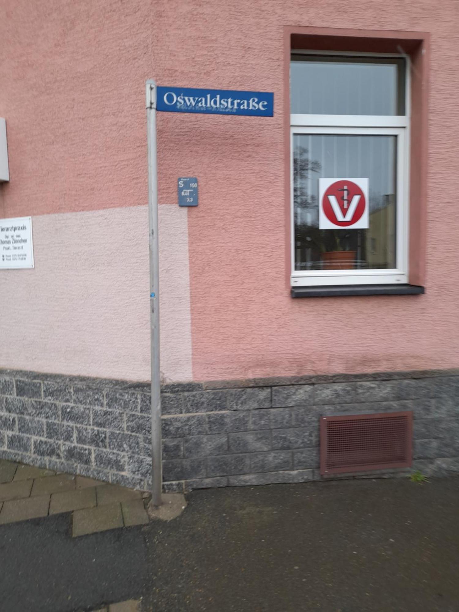 Kleine Wohnung Fuer Monteure Und Dienstreisen 茨维考 外观 照片
